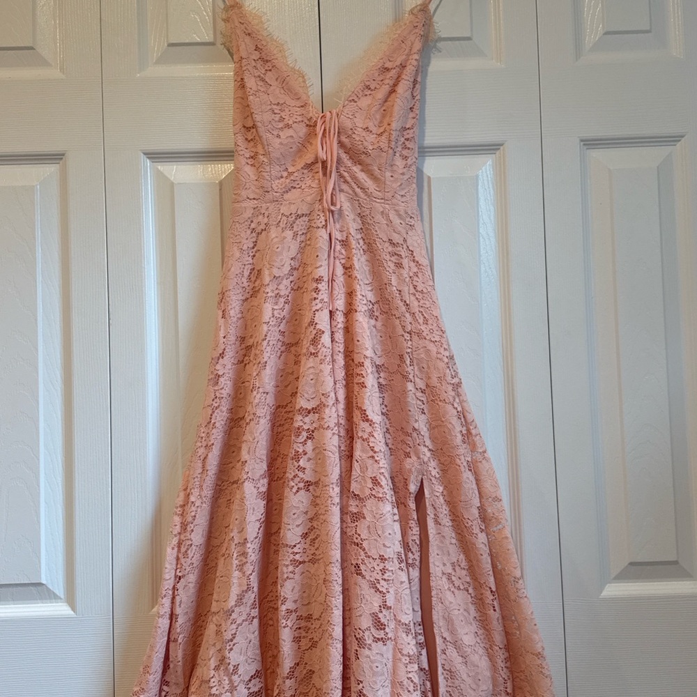 Lulus Blush Pink Lace Midi Dress w/ Lace-Up Back & Slit (Size S) – New